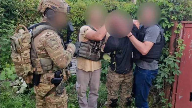 Ungváron egy 34 éves férfi megkéselt egy helyi vállalkozót. Fotó: Ukrán Nemzeti Rendőrség