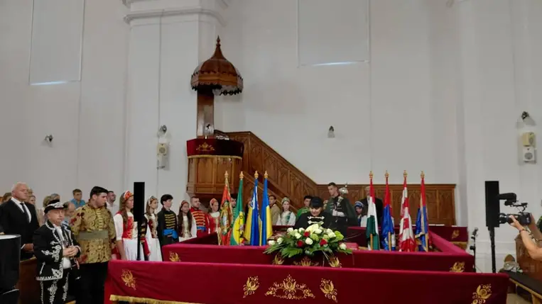 Diplomaátadó a II. Rákóczi Ferenc Kárpátaljai Magyar Egyetemen - A tudás a jövő záloga 