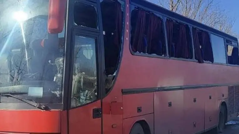 Ukrán főügyészség: többen meghaltak egy autóbuszt érő orosz támadásban Harkiv megyében. Fotó: Facebook
