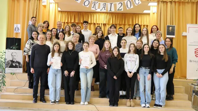 Irodalmi-műveltségi vetélkedő Nagydobronyban - Jókai csodákkal teli világa újra életre kelt 