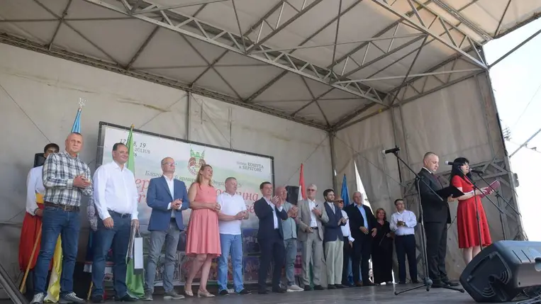 Háromnapos jótékonysági vásár Beregszászon - Közösség, nyitott szív, szolidaritás