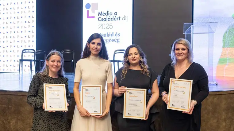 Átadták a megújult Média a Családért díjakat. A nyertesek között Bursza Krisztina, a Kárpátalja.ma újságírója