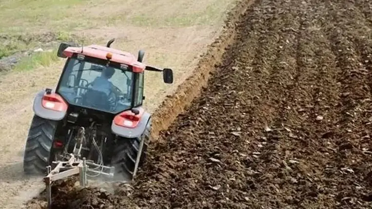 Éghajlatváltozás: felértékelődött az őszi szántás jelentősége 