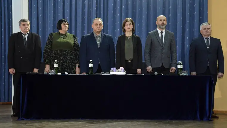 A KMPSZ harmincnegyedik közgyűlésén - Oktatásügy: jövőnk a tét