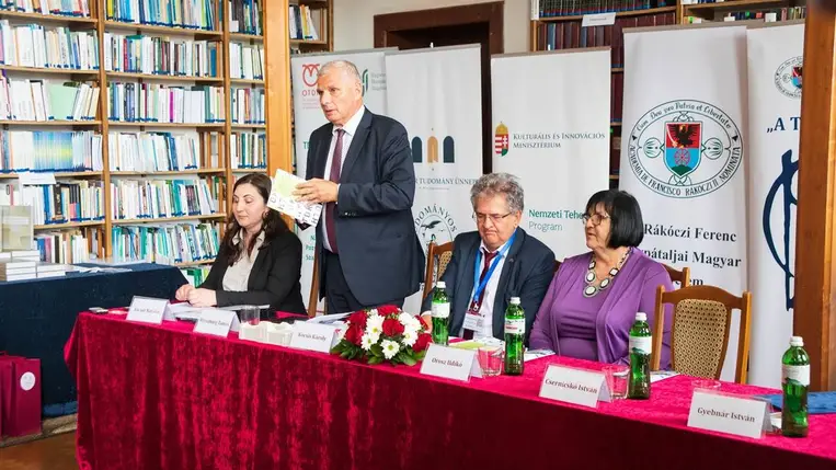 Jubileumi Kárpátaljai Tudományos Diákköri Konferencia a Rákóczi Egyetemen - A tudomány szolgálatában. Fotó: Kurmay Anita
