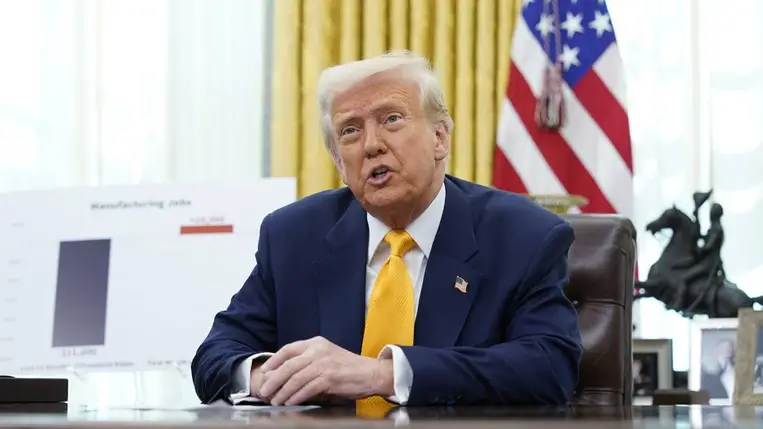 Donald Trump amerikai elnök a washingtoni Fehér Házban 2025. március 7-én (Fotó: MTI/EPA/Chris Kleponis)