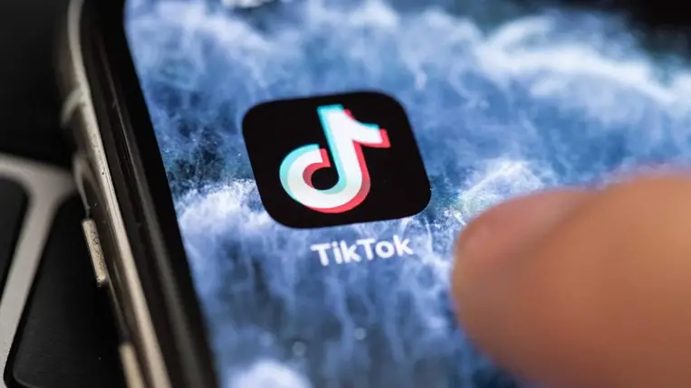 Megtiltja a brit kormány a közösségi média használatát a 16 évnél fiatalabbaknak. A kiemelt kép illusztráció. (Fotó: MTI/EPA/Hayoung Jeon)