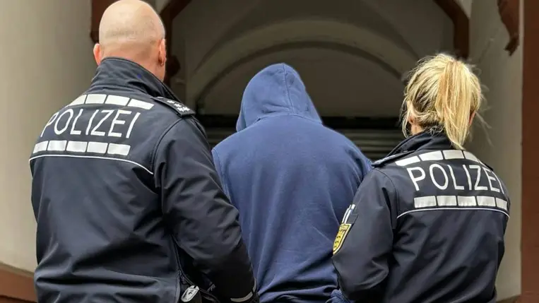 Elfogták a német rendőrök az ukrán lányt megölő szír migráns gyilkost. Fotó: Facebook