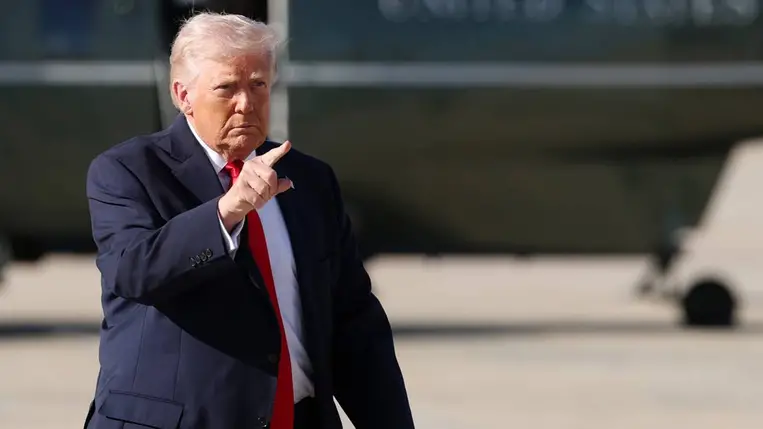 Donald Trump 2026. április 11-én. Fotó: Tasos Katopodis / Getty Images