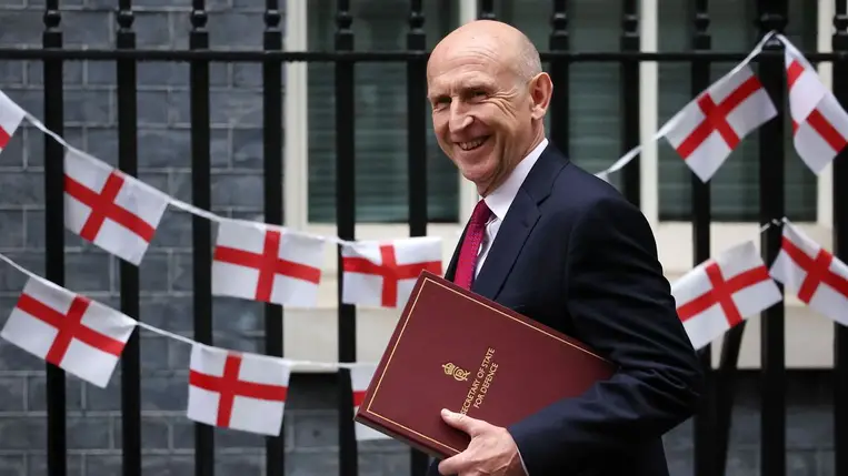 John Healey brit védelemi miniszter (Fotó: MTI/EPA/Andy Rain)