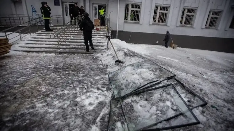 Ukrán kórházba csapódott az orosz drón. Fotó: AFP