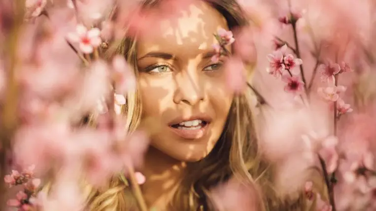 7 apró trükk, amitől a bőröd, a hajad és az immunrendszered is erősebb lesz tavasszal