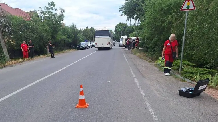 Mentőautó gázolt el egy 6 éves kisfiút Beregszászban – vizsgálják a baleset körülményeit. Fotó: Ukrán Nemzeti Rendőrség