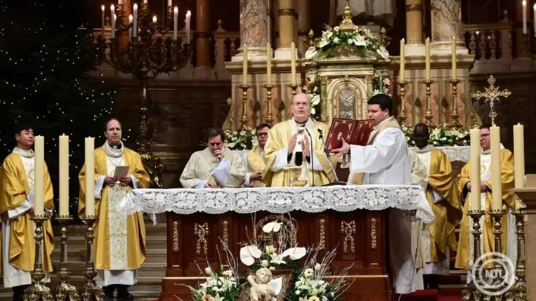 Budapest, 2025. december 25. Erdő Péter bíboros, esztergom-budapesti érsek a karácsonyi éjféli szentmisén a Szent István-bazilikában 2025. december 25-én. MTI/Kovács Attila