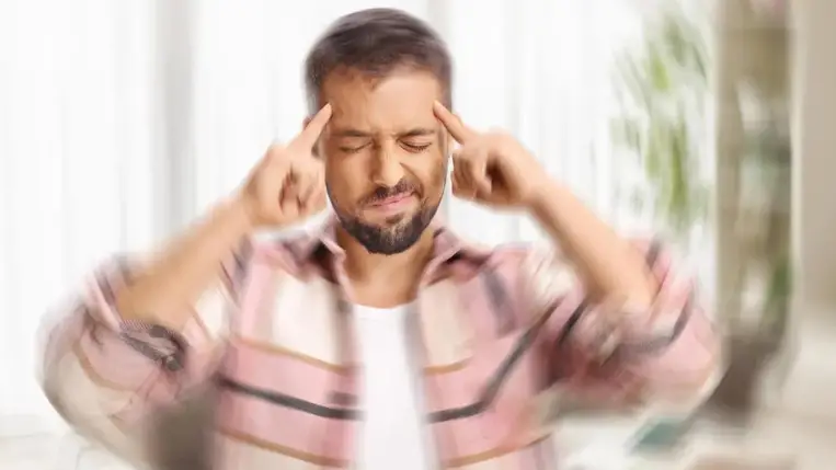 Már 40 évesen jelentkezhetnek a demencia jelei