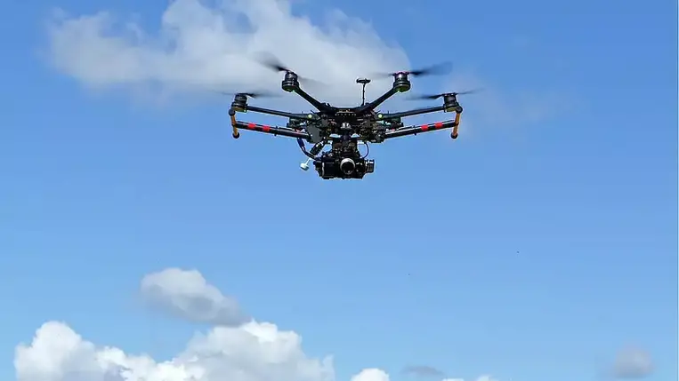 Drónok. Illusztráció