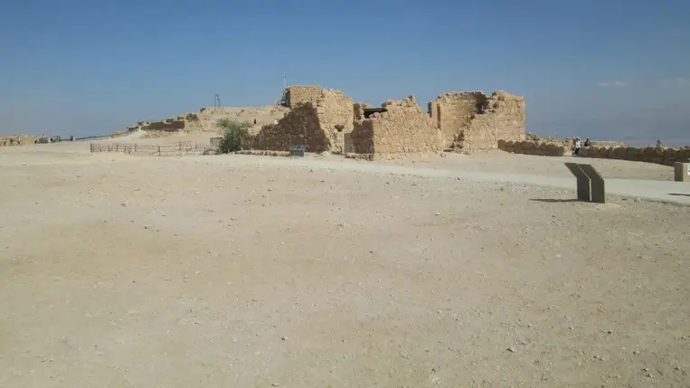 1600 éves elveszett várost találtak Egyiptom sivataga alatt