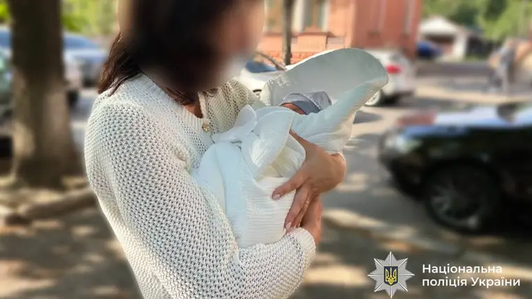 Megdöbbentő ügy Ukrajnában: eladta újszülött fiát, őrizetbe vették az anyát. Fotó: Ukrán Nemzeti Rendőrség