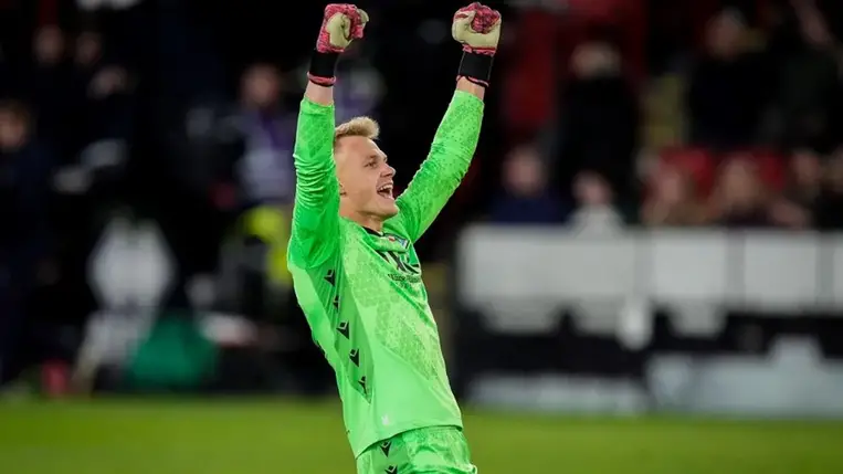 Tóth Balázs megérett a szintlépésre? Legjobbak között a magyar kapus