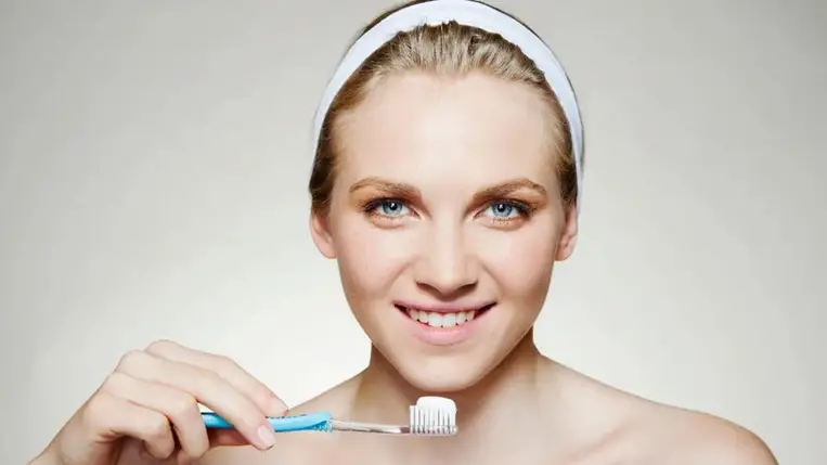 Ettől lehet a foga hófehér és egészséges egyszerre