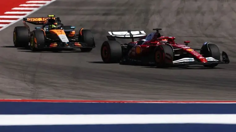 Őrjöngenek a sztárok a Forma-1 legostobább szabálya miatt