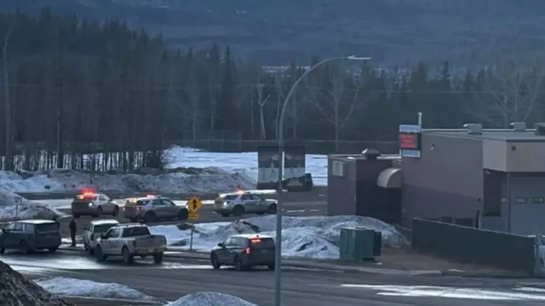 Lövöldözés történt egy kanadai iskolában, legalább nyolcan meghaltak. Fotó: X.com