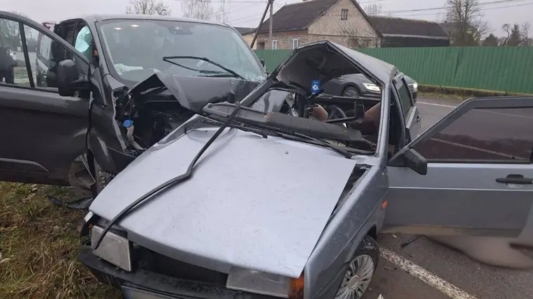 Halálos baleset történt Szeklencén: egy nő meghalt, két ember megsérült. Fotó: Ukrán Nemzeti Rendőrség