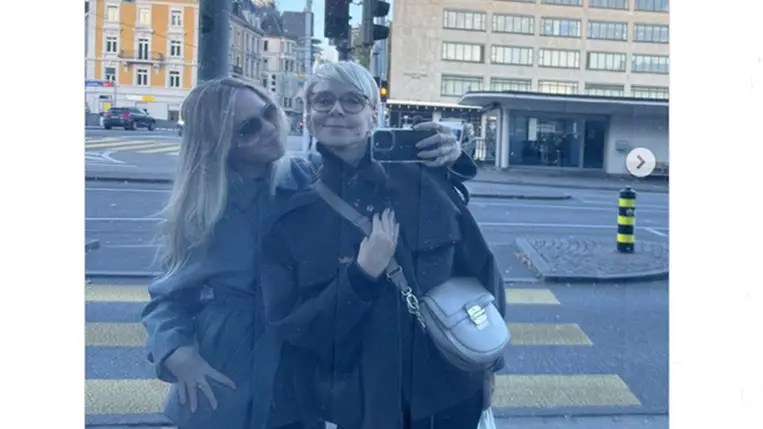 Jakupcsek Gabriella 17 éves lánya sugárzó szépség