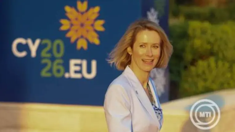 Kaja Kallas, az Európai Unió kül- és biztonságpolitikai főképviselője az Európai Unió nem hivatalos ciprusi csúcstalálkozójára érkezik Agia Napában 2026. április 23-án. MTI/EPA/George Hrisztoforu