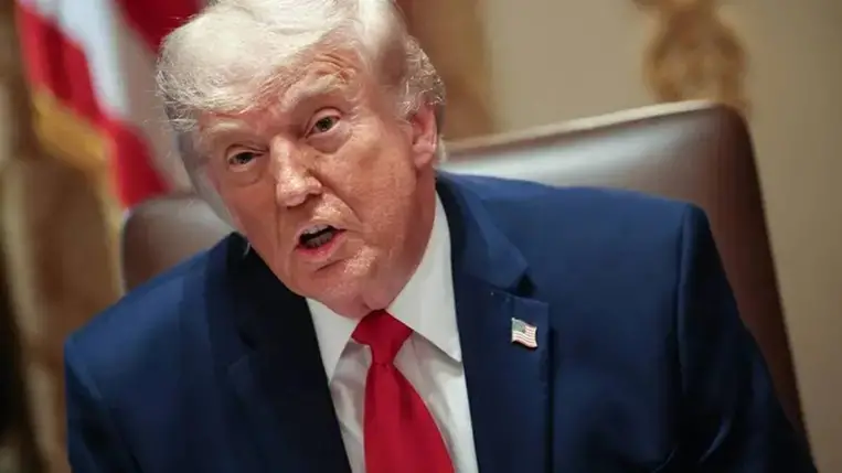 Donald Trump amerikai elnök kabinetülést tart a washingtoni Fehér Házban 2026. május 27-én (Fotó: MTI/EPA/SIPA USA pool/Samuel Corum)