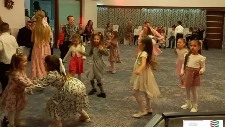 Ha ősz, akkor nagycsaládos szüreti bál