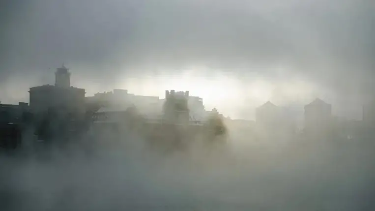 Frászt fog kapni, ha megtudja, mi rejtőzik a hajnali ködben