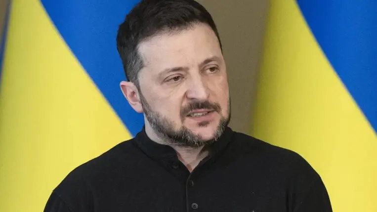 Volodimir Zelenszkij ukrán elnök sajtóértekezletet tart Kijevben 2025. március 12-én. (Fotó: MTI/EPA)