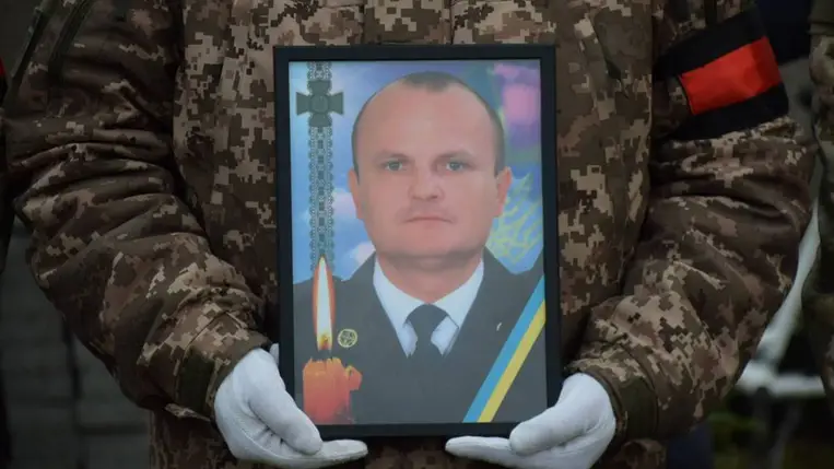 Elesett a fronton az ungvári születésű határőr – Kárpátalján elbúcsúztatták Matyovka Miroszlavot. Fotó: Ukrán Állami Határőrszolgálat (DPSZU)