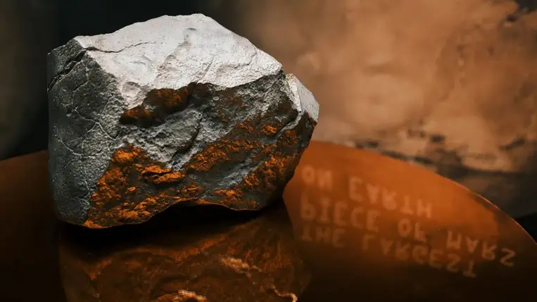 Meglepő felfedezés: gránátot találtak egy Marsról származó meteoritban
