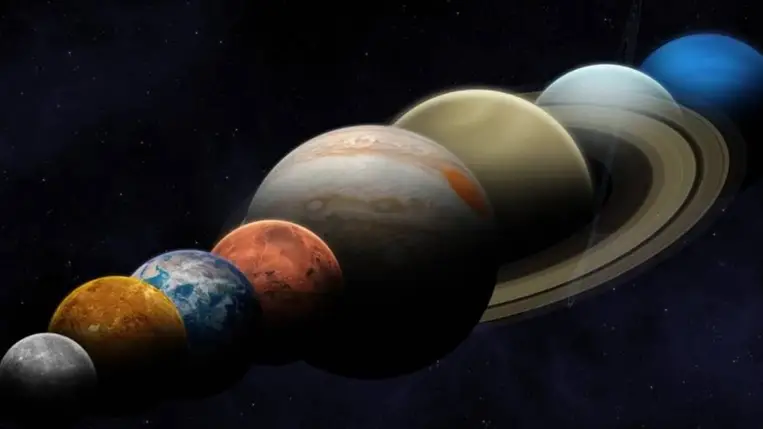 Ritka bolygóegyüttállás: Vénusz, Merkúr, Szaturnusz és a holdsarló egy sorban. Illusztráció. Fotó: X.com