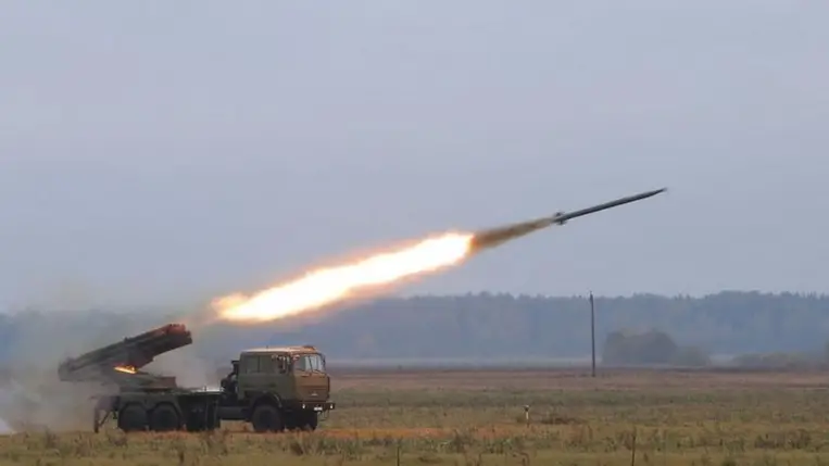 Orosz rakétatámadás az orosz-ukrán háborúban. Illusztráció.