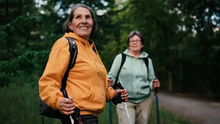 Ennyi séta kell 45 felett a fogyás beindításához