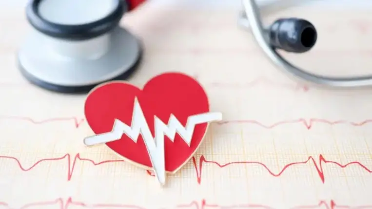 Mikor ártalmatlan az erős szívdobogás és mikor veszélyes a szívritmuszavar?