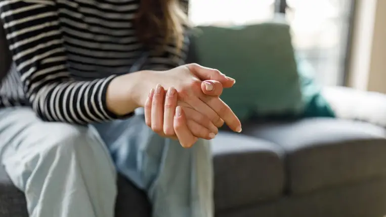 Szakértők is megerősítették: Ez az 5 rossz szokás felerősíti a szorongásodat