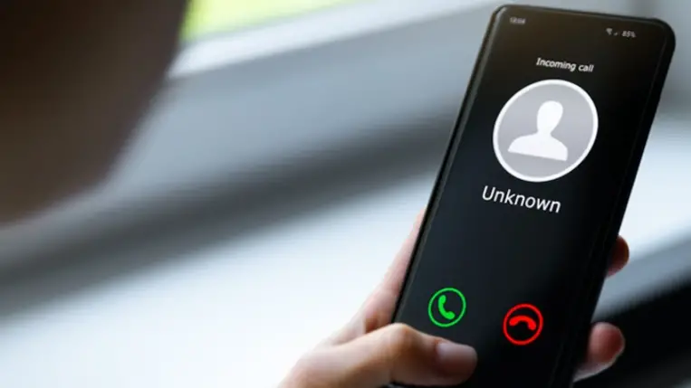 Telefonos csalás. Illusztráció