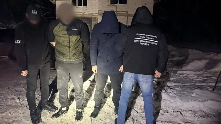Illegális határátlépést szervezett a Tiszán keresztül egy kárpátaljai férfi. Fotó: DPSZU