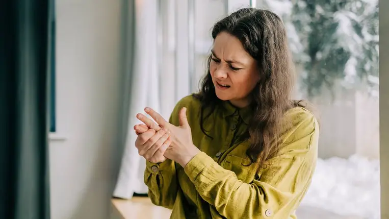 Ha reggel nehezen nyújtja ki az ujját, ezt érdemes kivizsgáltatni