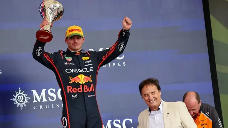 Max Verstappen hihetetlen – F1-es rekordot döntött újabb hősies teljesítményével