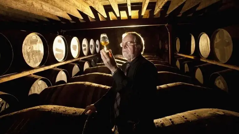 Fába zárt arany: hogyan formálja a hordó a whisky ízvilágát – tokaji csavarral
