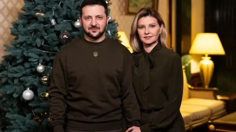 Zelenszkij Ukrajna győzelmét kívánta 2023-ra
