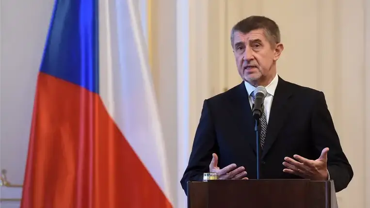Koronavírus: Babis nem tartja ideálisnak Hamácek moszkvai útját a Szputnyik ügyében