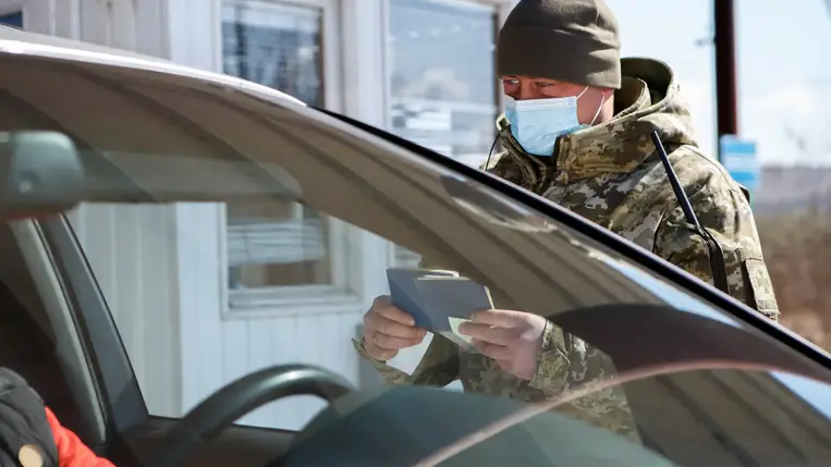 Április 17-én, kora reggel egy 35 éves magyar állampolgár hamis COVID-19 teszttel próbált bejutni Ukrajnába.