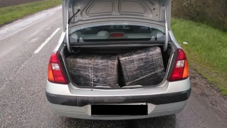 Csempészett cigarettát szállított egy ukrán férfi