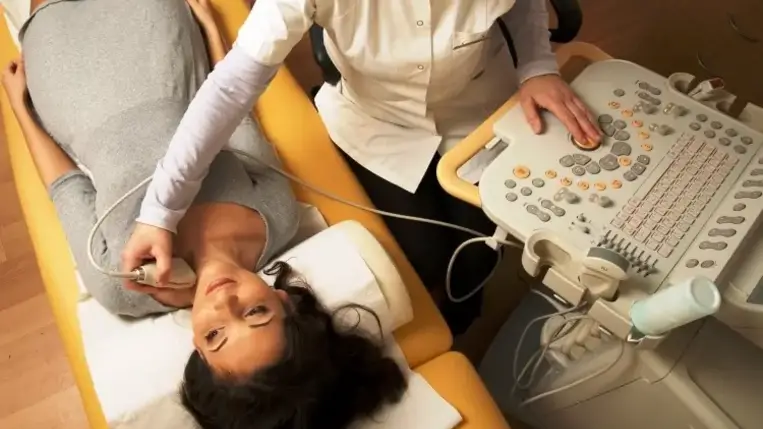 A pajzsmirigy-túlműködés tünetei